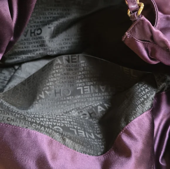 A Beautiful Coco Cabas Purple Satin Tote Bag! - Picture 8 of 16